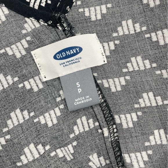 Old Navy Black and white geometric Minimalist Ankle  jumpsuit Small - Picture 10 of 14